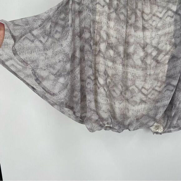 Ramy Brook Women’s Round Neck Bat Sleeve Gray Blouse size S - Picture 2 of 7